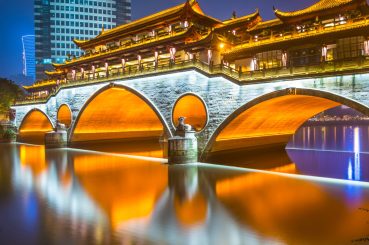 Pakej Chengdu + Chongqing Jiuzhaigou